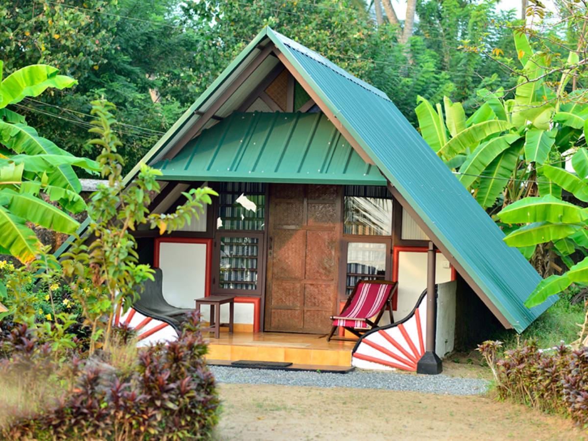 Kadaloram Beach Resort Kochi エクステリア 写真