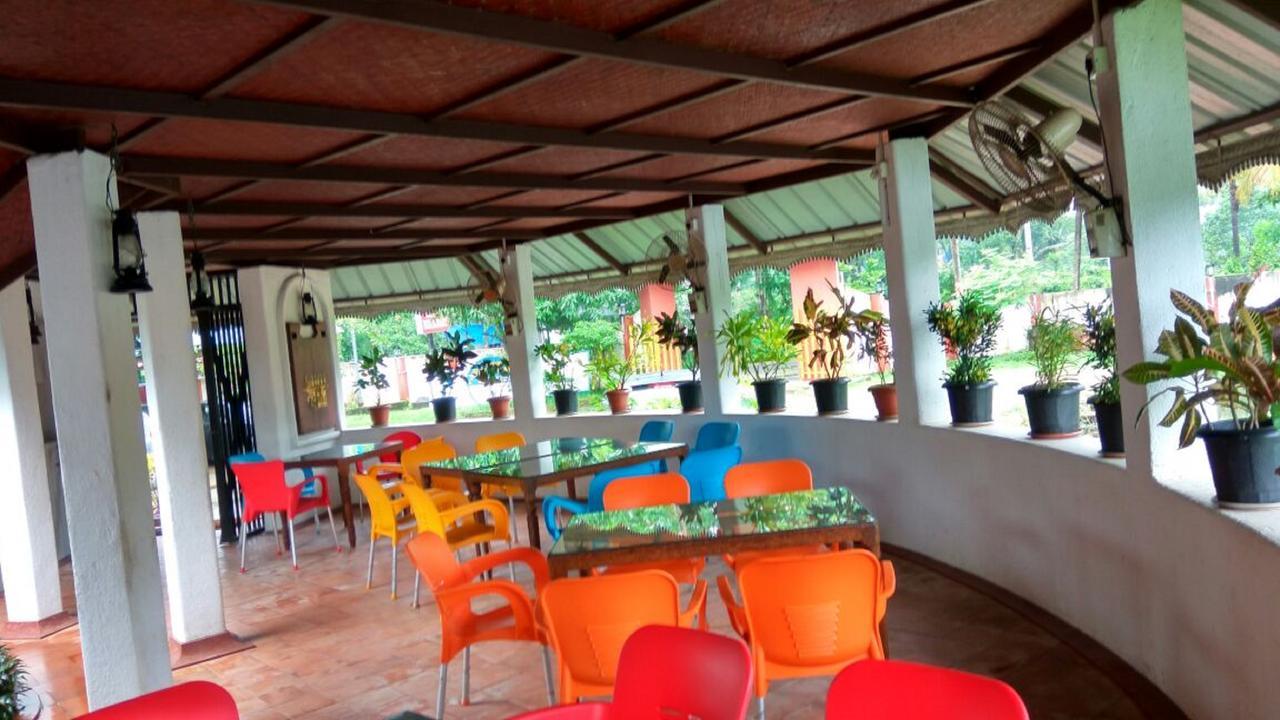 Kadaloram Beach Resort Kochi エクステリア 写真